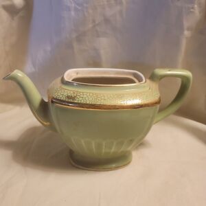 Vintage-Inspired Green Teapot